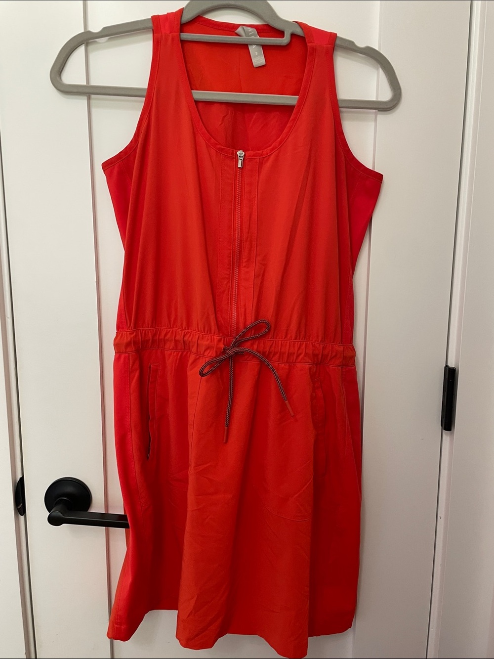Athleta Bright Red Active Tank with Scoop Neck